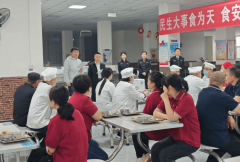 夏日是食源性疾病